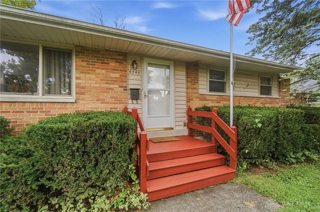 4749 Archmore Drive, Kettering, OH 45440
