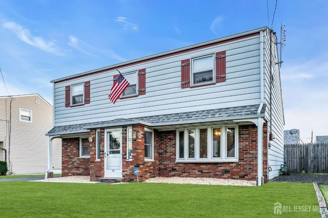 140 Camelot Drive, Port Reading, NJ 07064