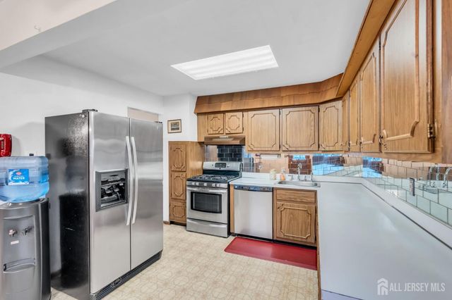140 Camelot Drive, Port Reading, NJ 07064
