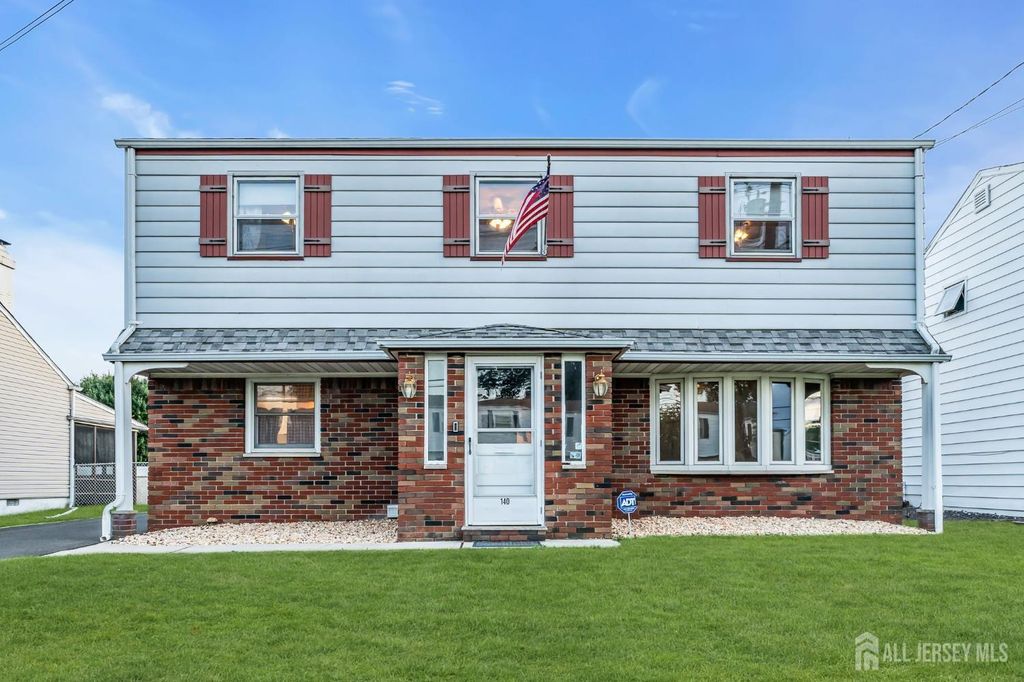 140 Camelot Drive, Port Reading, NJ 07064