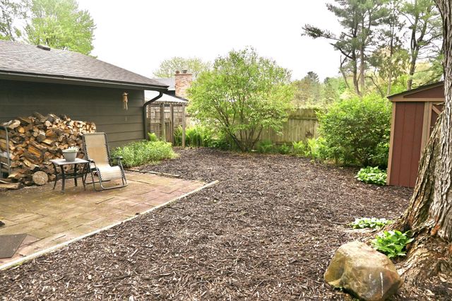 16011 3rd Street N, Lakeland, MN 55043