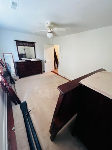 2721 S Staunton Road, Huntington, WV 25702