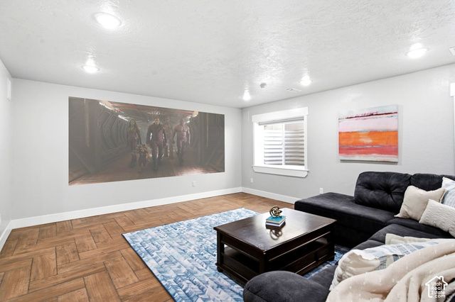 1105 W 250 N, Clearfield, UT 84015