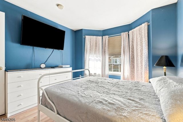 9 Gallop Ln, Franklin Twp., NJ 08873