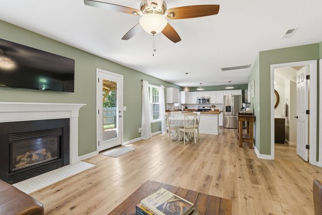 2029 Trenton Dr, Spring Hill, TN 37174