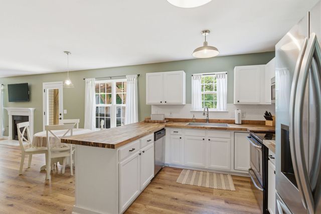 2029 Trenton Dr, Spring Hill, TN 37174