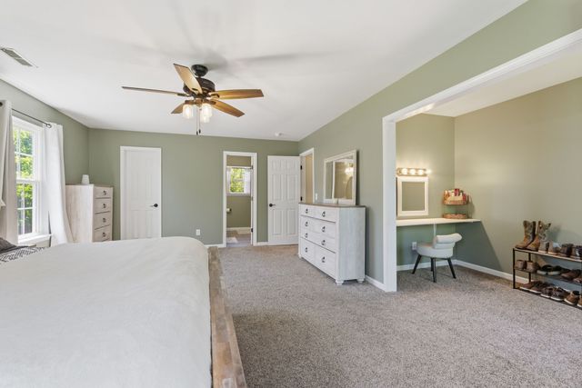 2029 Trenton Dr, Spring Hill, TN 37174