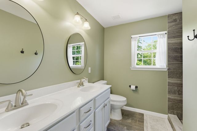 2029 Trenton Dr, Spring Hill, TN 37174