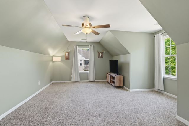 2029 Trenton Dr, Spring Hill, TN 37174
