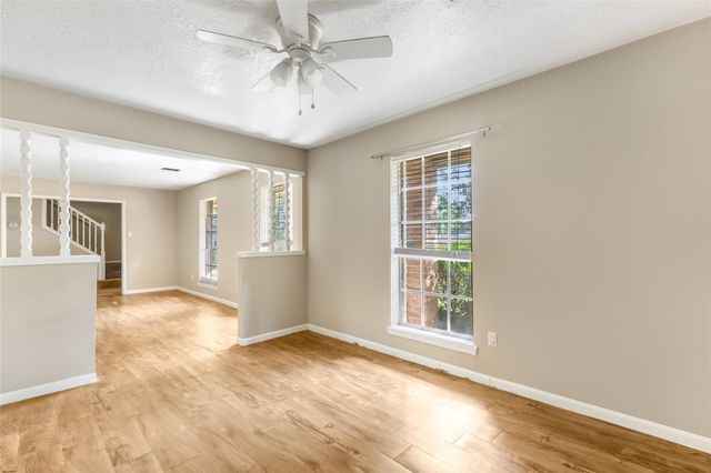5603 Mossy Timbers Drive, Humble, TX 77346