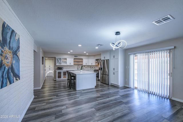 301 N 87TH Street, Mesa, AZ 85207