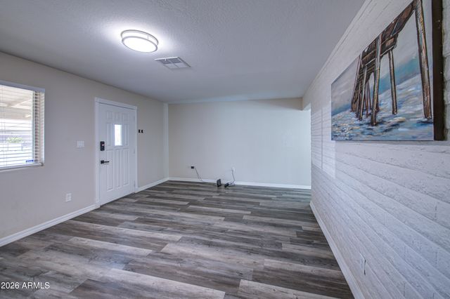 301 N 87TH Street, Mesa, AZ 85207
