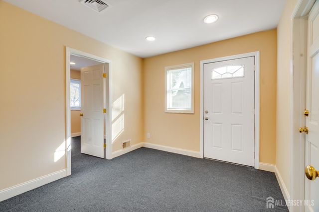 5 Stanworth Road, South Brunswick, NJ 08824