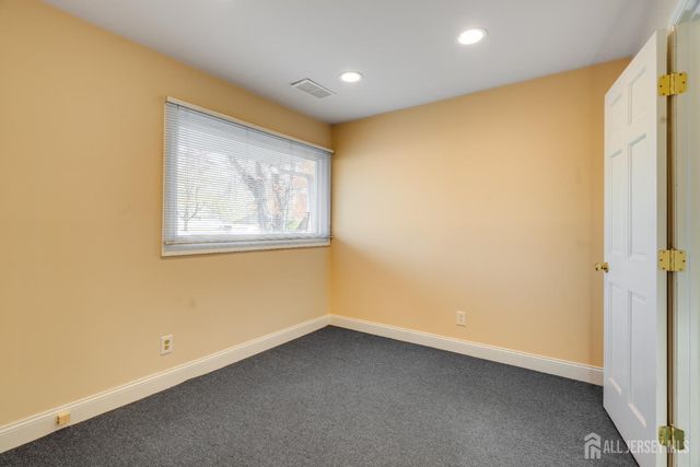 5 Stanworth Road, South Brunswick, NJ 08824