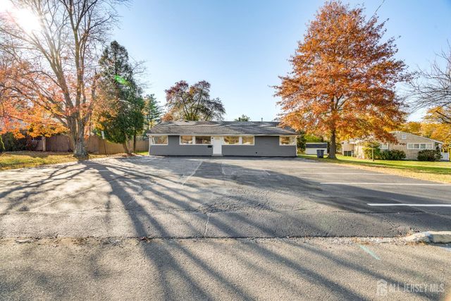 5 Stanworth Road, South Brunswick, NJ 08824