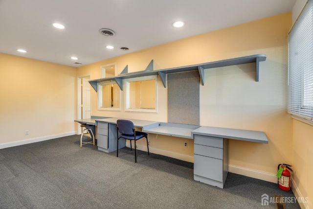 5 Stanworth Road, South Brunswick, NJ 08824