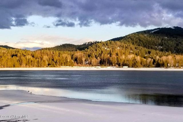 170 Flatwater Lane, Sandpoint, ID 83864