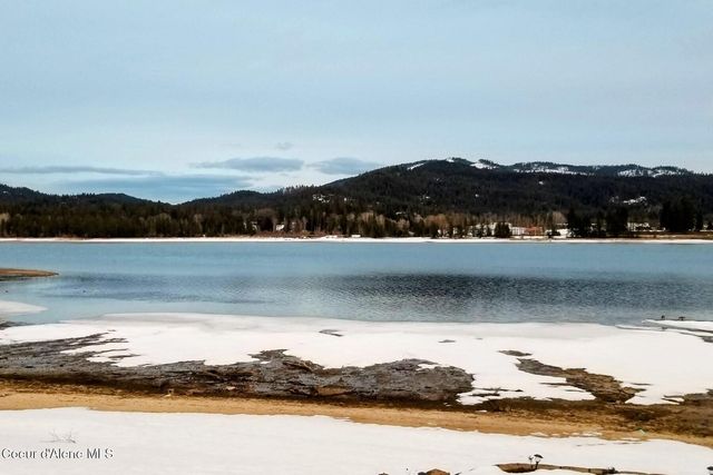 170 Flatwater Lane, Sandpoint, ID 83864