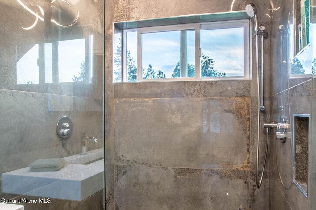 170 Flatwater Lane, Sandpoint, ID 83864 photo 28