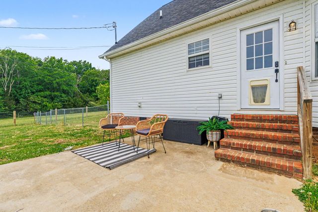 1961 Egypt Rd, Chapel Hill, TN 37034