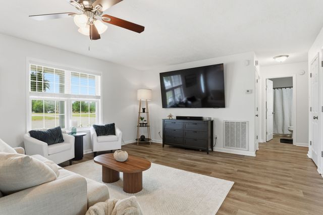 1961 Egypt Rd, Chapel Hill, TN 37034
