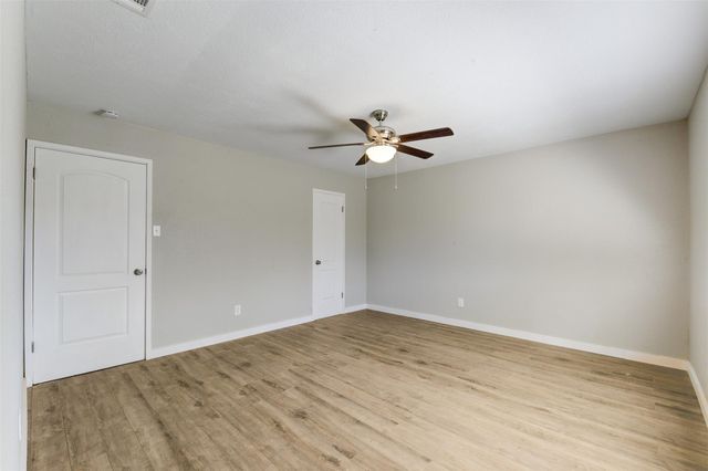 24015 Beef Canyon Drive, Hockley, TX 77447