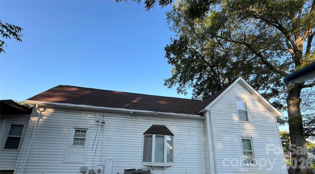 74 Meadow Avenue NE, Concord, NC 28025
