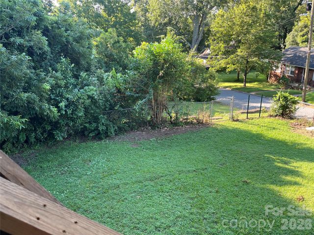 74 Meadow Avenue NE, Concord, NC 28025