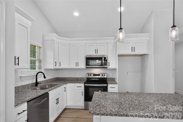 687 Deadmon Road, Mocksville, NC 27028