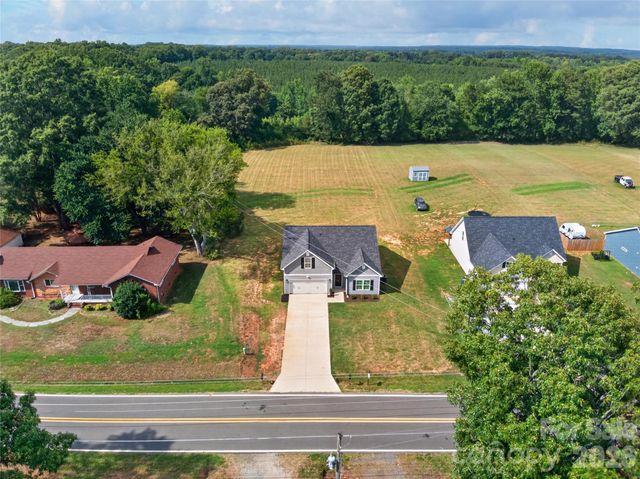 687 Deadmon Road, Mocksville, NC 27028