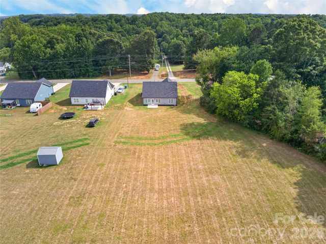 687 Deadmon Road, Mocksville, NC 27028