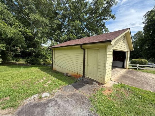 954 Bryant Street, Conyers, GA 30012