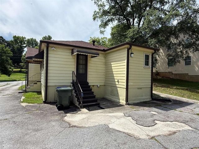954 Bryant Street, Conyers, GA 30012