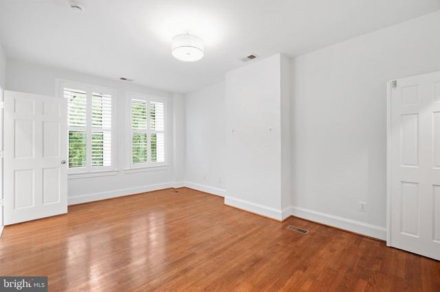 1826 15TH ST NW, Washington, DC 20009