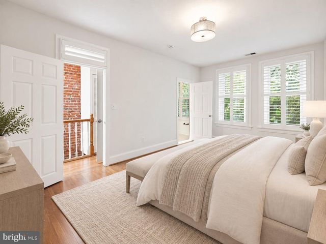 1826 15TH ST NW, Washington, DC 20009