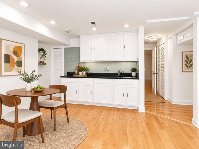 1826 15TH ST NW, Washington, DC 20009
