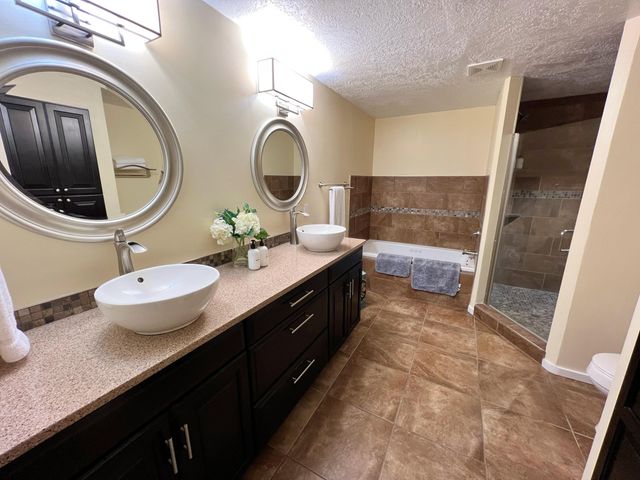 219 Central Avenue NW #503, Albuquerque, NM 87102