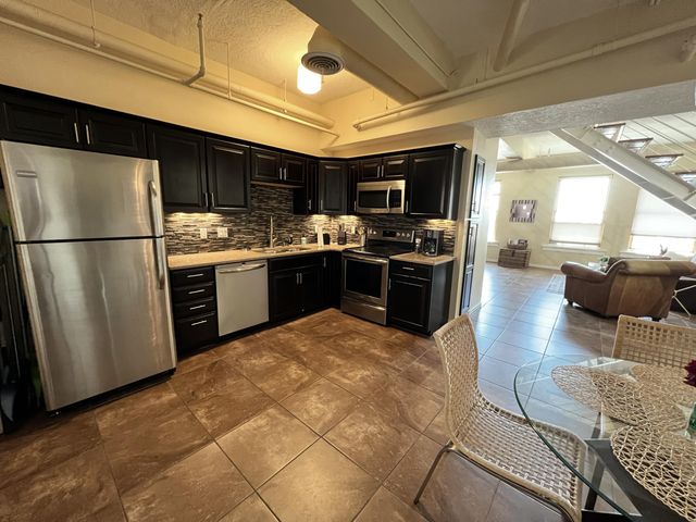 219 Central Avenue NW #503, Albuquerque, NM 87102
