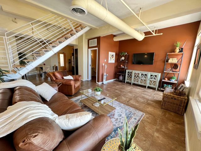 219 Central Avenue NW #503, Albuquerque, NM 87102