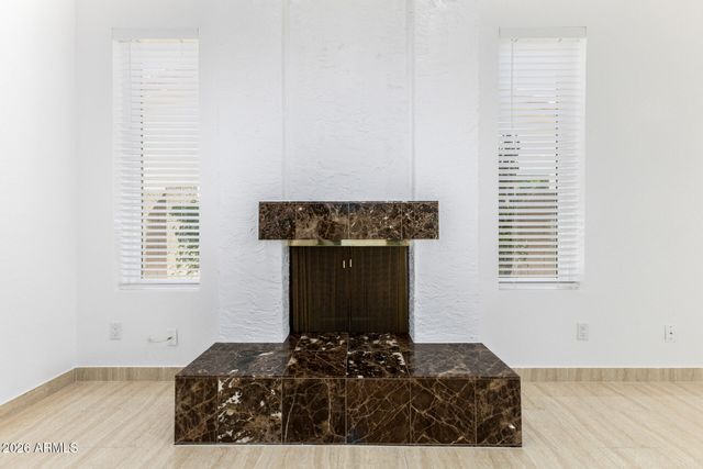 9907 E WOOD Drive, Scottsdale, AZ 85260