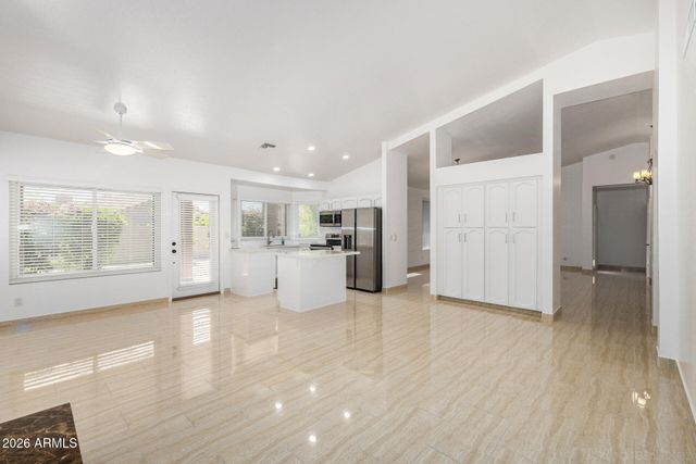 9907 E WOOD Drive, Scottsdale, AZ 85260