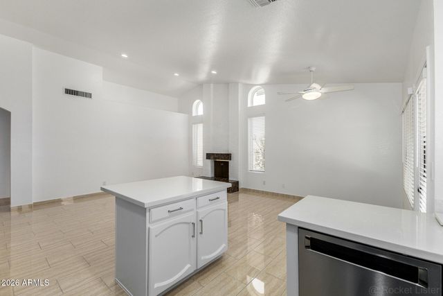 9907 E WOOD Drive, Scottsdale, AZ 85260