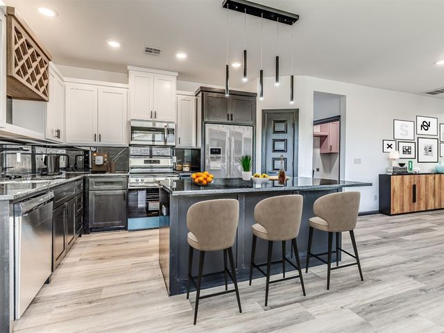 4419 Meadowpark Drive, Midwest City, OK 73110