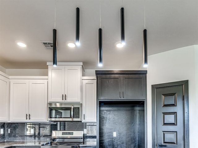 4419 Meadowpark Drive, Midwest City, OK 73110