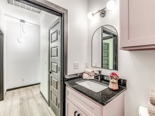 4419 Meadowpark Drive, Midwest City, OK 73110