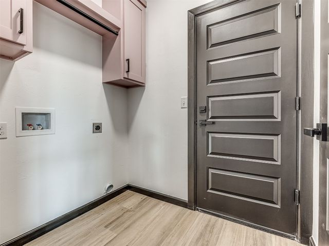 4419 Meadowpark Drive, Midwest City, OK 73110
