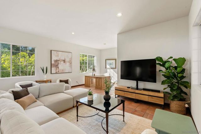 28889 Anderson Ct., Escondido, CA 92026