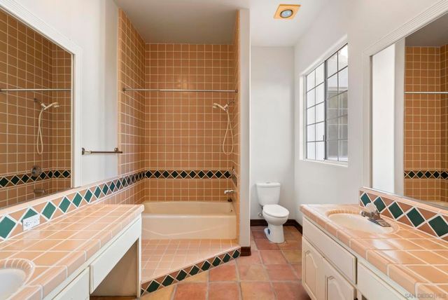 28889 Anderson Ct., Escondido, CA 92026