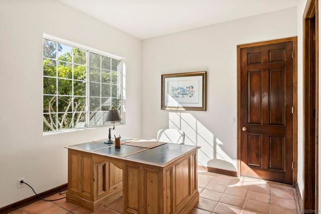 28889 Anderson Ct., Escondido, CA 92026