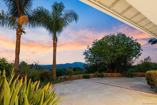 28889 Anderson Ct., Escondido, CA 92026